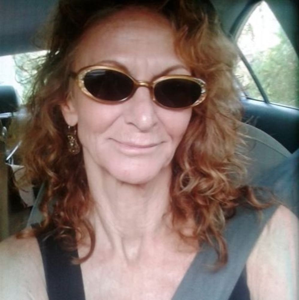 Meet your Posher, Dana